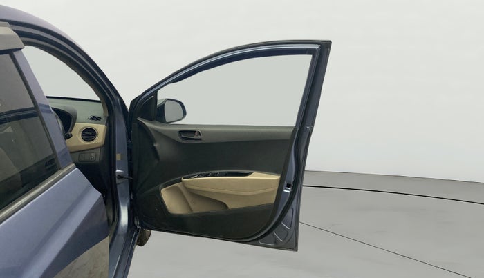 2016 Hyundai Grand i10 MAGNA 1.1 CRDI, Diesel, Manual, 95,639 km, RHS Front Door