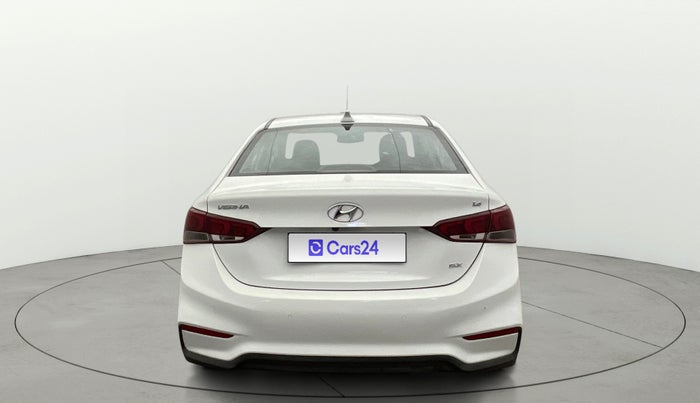 2019 Hyundai Verna 1.6 VTVT SX + AT, Petrol, Automatic, 81,131 km, Back/Rear