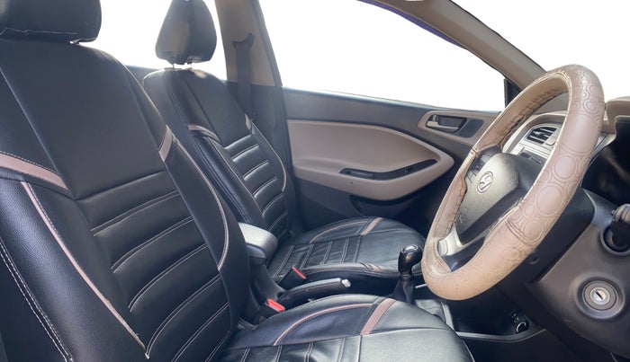 2017 Hyundai Elite i20 ASTA 1.2, Petrol, Manual, 61,636 km, Right Side Front Door Cabin