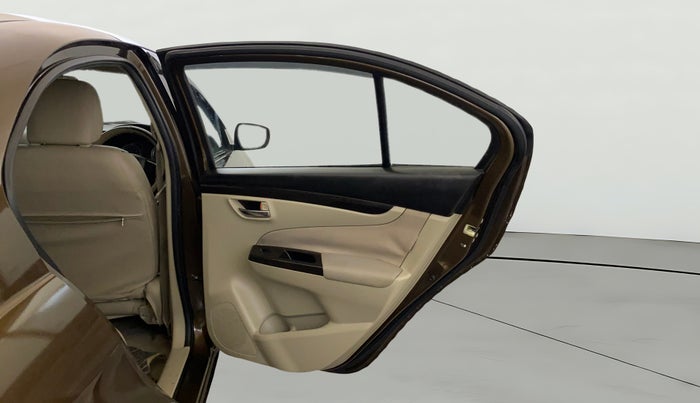 2016 Maruti Ciaz VXI+, Petrol, Manual, 70,040 km, RHS Rear Door