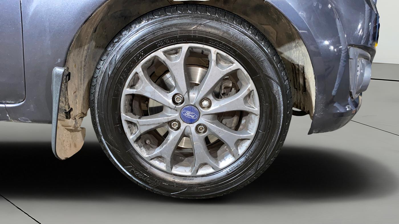 2014 Ford Figo TITANIUM 1.4 DIESEL, Diesel, Manual, 83,828 km, Right Front Wheel