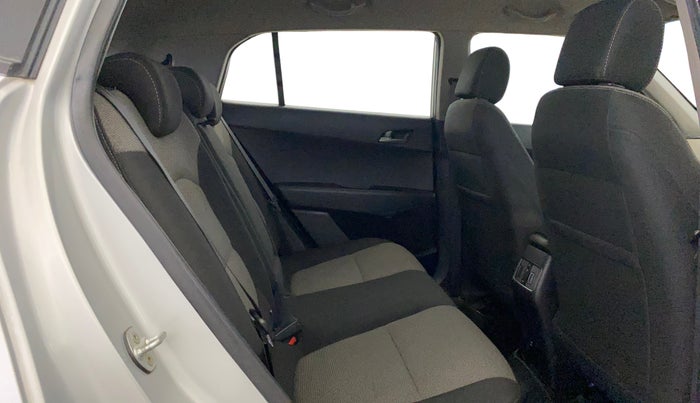 2016 Hyundai Creta SX PLUS AT 1.6 PETROL, Petrol, Automatic, 93,925 km, Right Side Rear Door Cabin