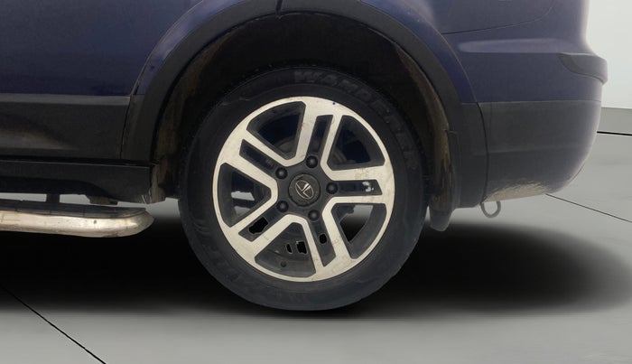 2017 Tata Hexa XT 4X4 7 STR, Diesel, Manual, 60,173 km, Left Rear Wheel