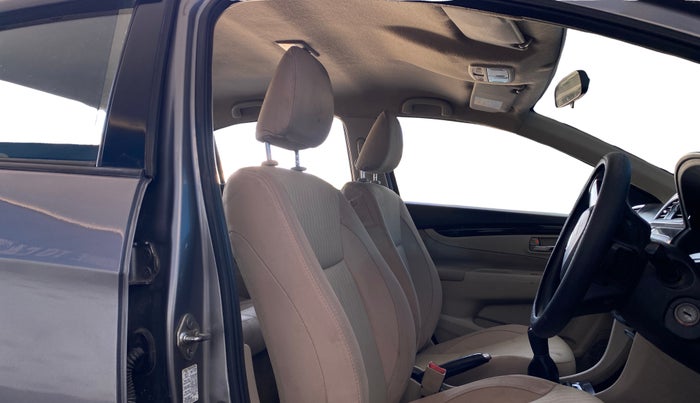 2017 Maruti Ciaz DELTA DIESEL 1.3, Diesel, Manual, 70,082 km, Right Side Front Door Cabin