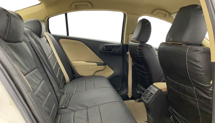 2015 Honda City 1.5L I-VTEC SV, Petrol, Manual, 30,396 km, Right Side Rear Door Cabin