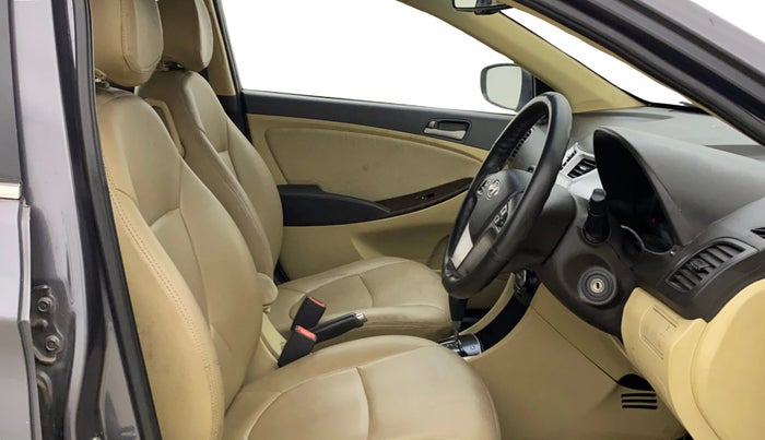 2016 Hyundai Verna 1.6 VTVT SX AT, Petrol, Automatic, 75,781 km, Right Side Front Door Cabin