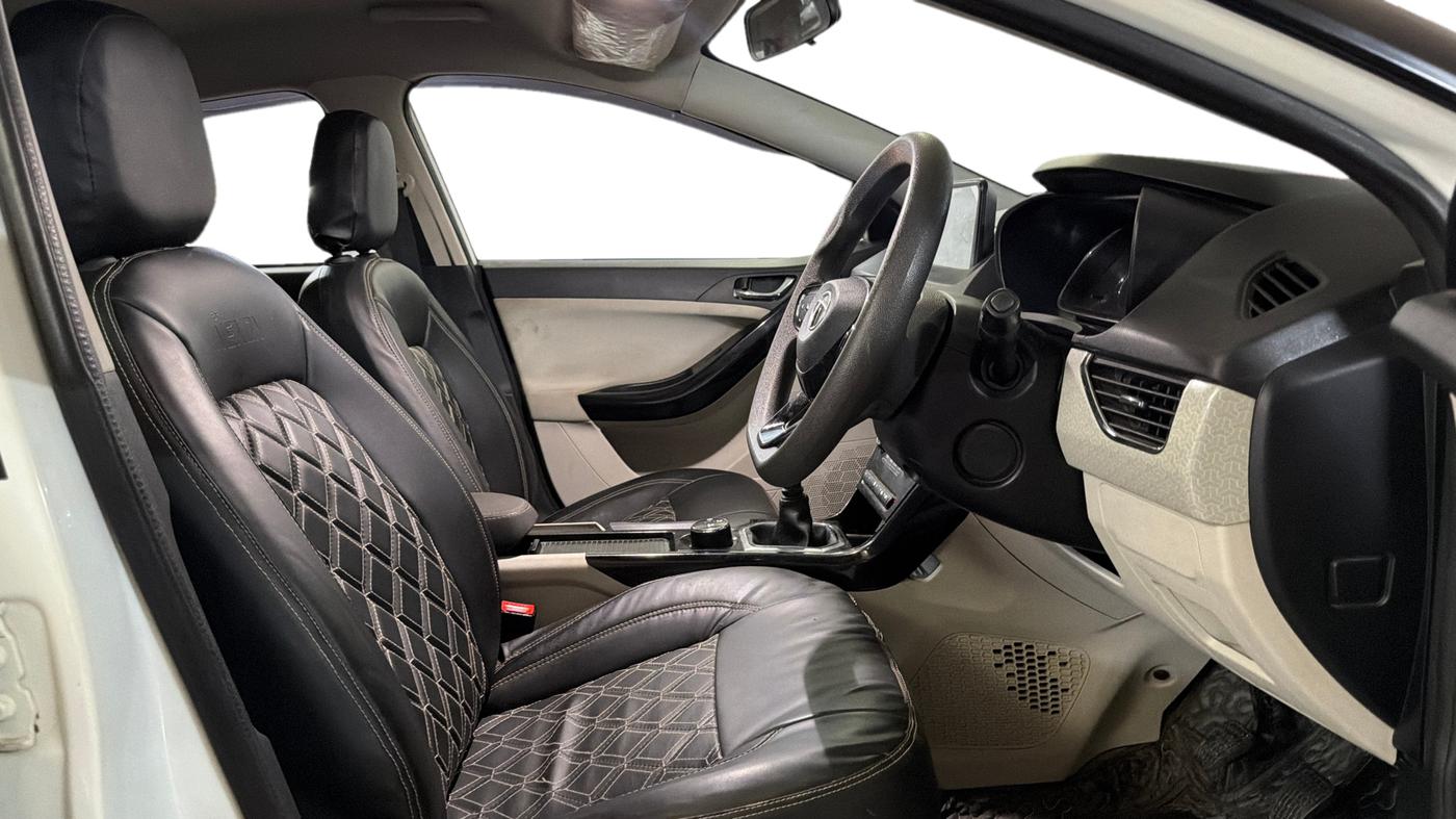 2022 Tata NEXON XZ PLUS PETROL, Petrol, Manual, 38,626 km, Right Side Front Door Cabin