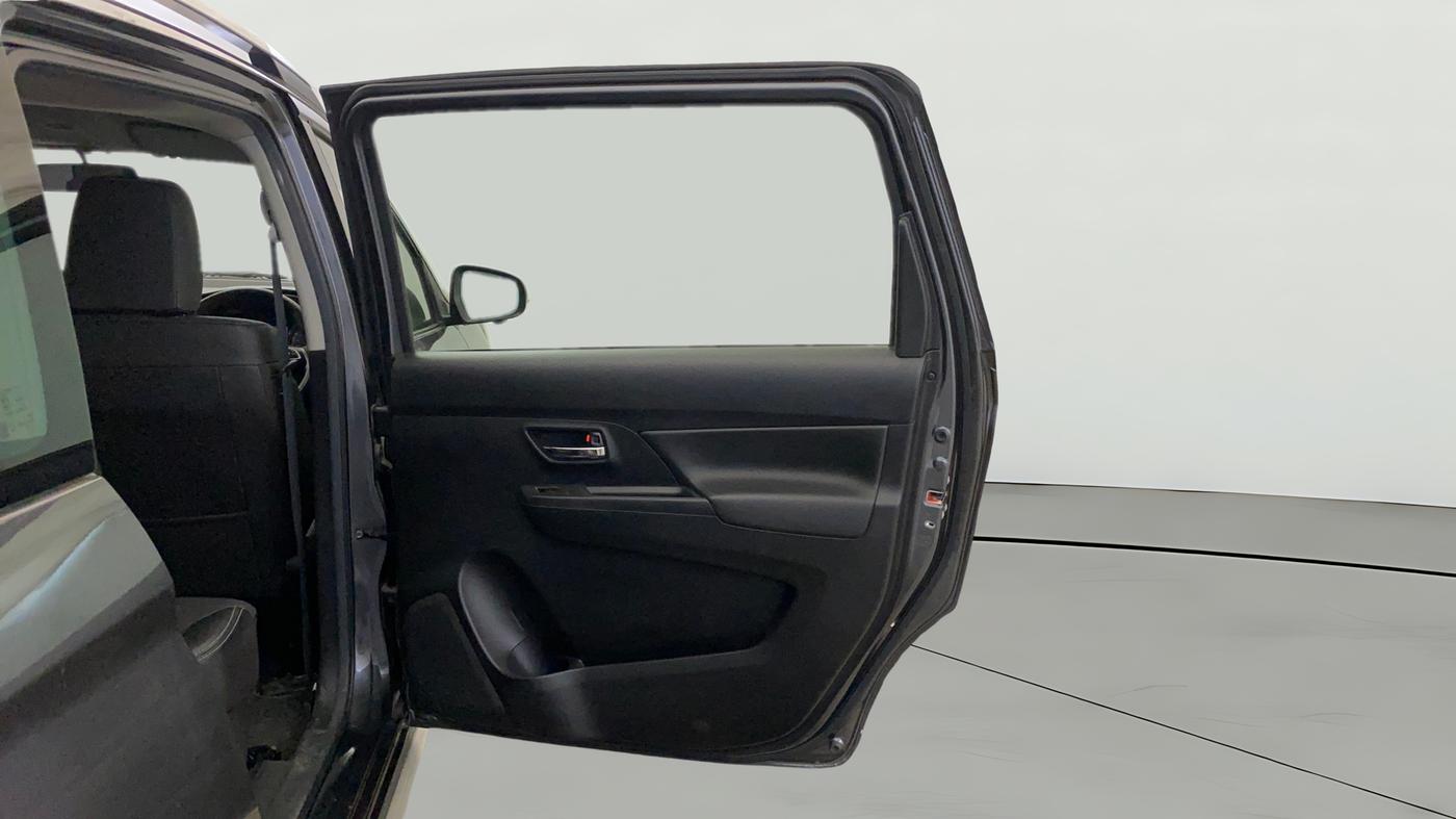 2025 Maruti XL6 ALPHA AT, Petrol, Automatic, 19,583 km, RHS Rear Door