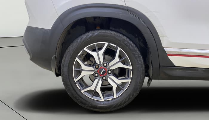 2020 KIA SELTOS GTX PLUS AT 1.5 DIESEL, Diesel, Automatic, 1,03,275 km, Right Rear Wheel
