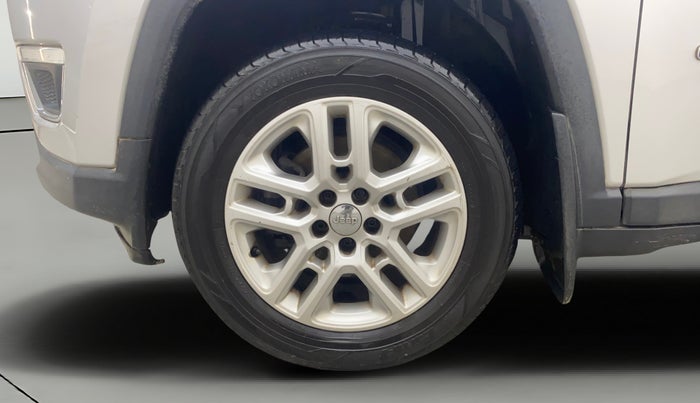 2018 Jeep Compass LIMITED (O) 2.0 DIESEL 4X4, Diesel, Manual, 1,15,207 km, Left Front Wheel