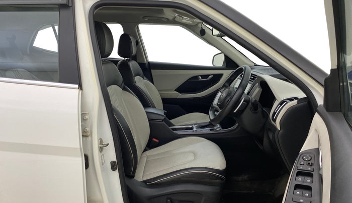 2020 Hyundai Creta SX (O) AT 1.5 DIESEL, Diesel, Automatic, 68,723 km, Right Side Front Door Cabin