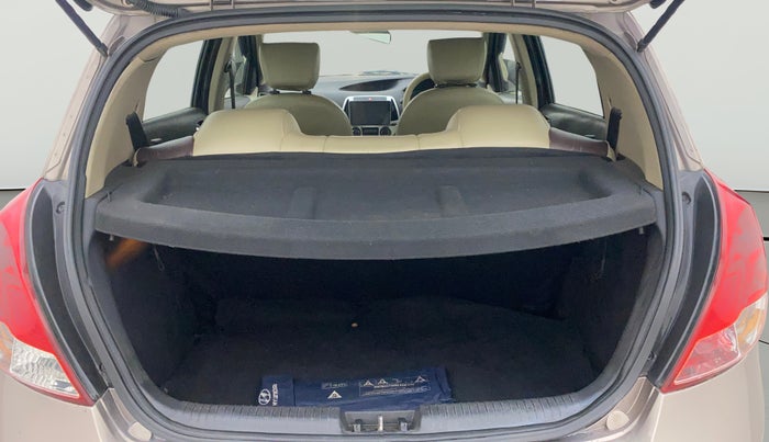 2012 Hyundai i20 MAGNA (O) 1.2, Petrol, Manual, 73,362 km, Boot Open Zoomed View