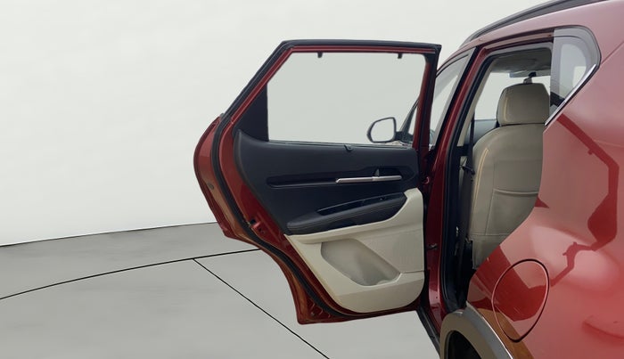 2022 KIA SONET HTX 1.5, Diesel, Manual, 33,023 km, LHS Rear Door