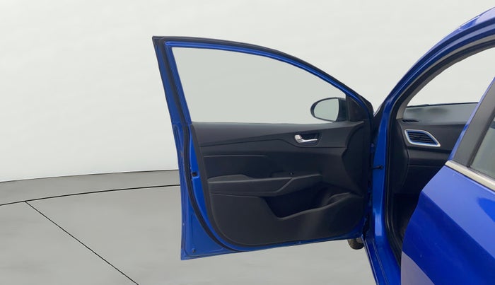 2018 Hyundai Verna 1.6 VTVT SX O, Petrol, Manual, 75,618 km, LHS Front Door