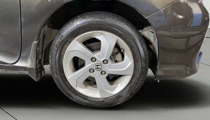 2015 Honda City 1.5L I-VTEC VX (O) MT, Petrol, Manual, 46,179 km, Right Front Wheel