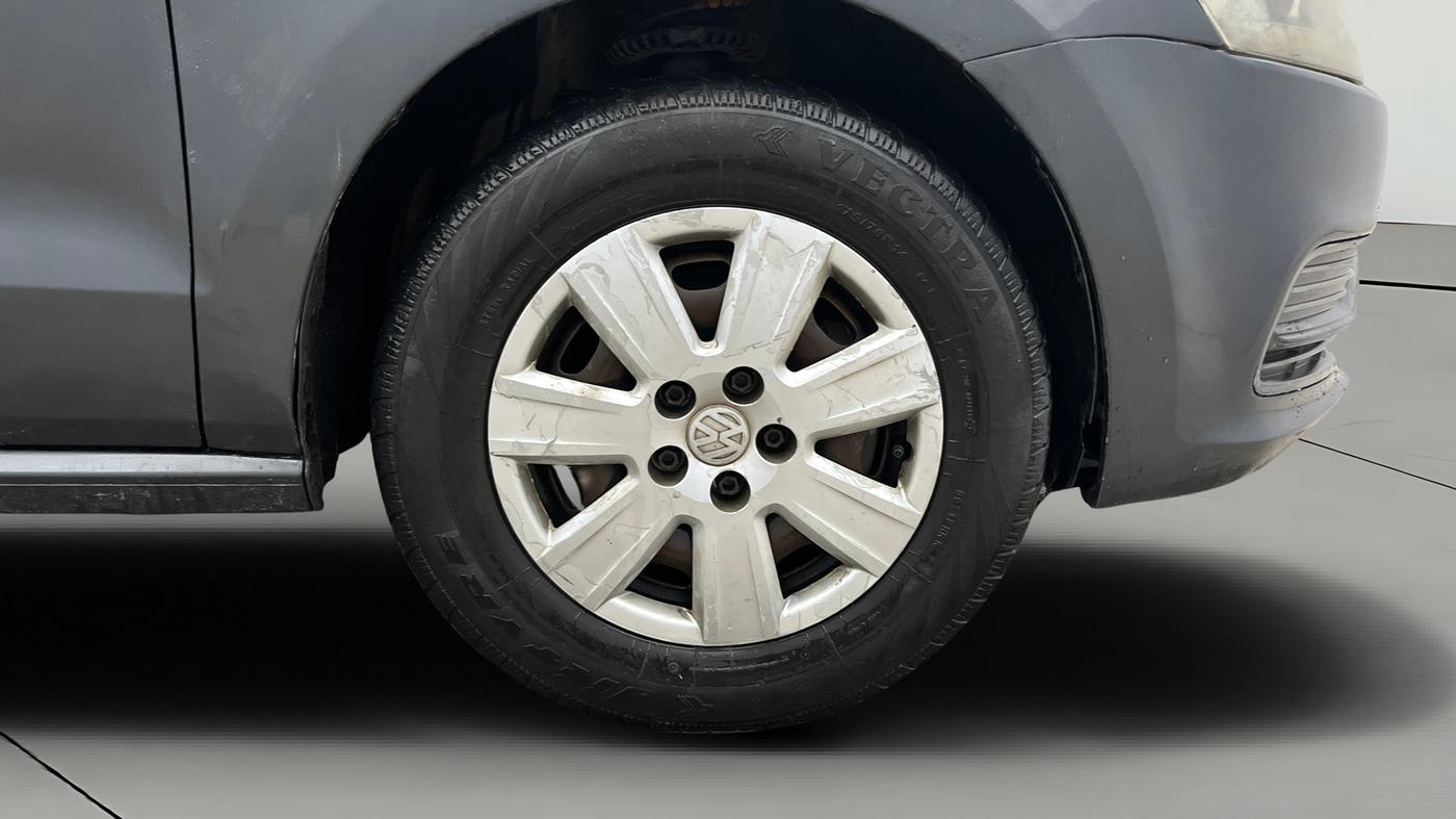 2015 Volkswagen Polo TRENDLINE 1.2L PETROL, Petrol, Manual, 16,215 km, Right Front Wheel