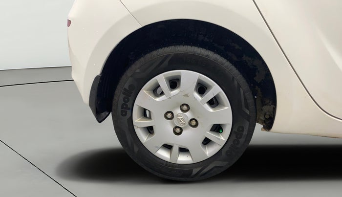 2013 Hyundai i20 MAGNA 1.4 CRDI, Diesel, Manual, 96,642 km, Right Rear Wheel