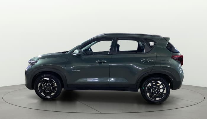 2024 KIA SONET Gravity 1.2 Petrol MT, Petrol, Manual, 12,837 km, Left Side