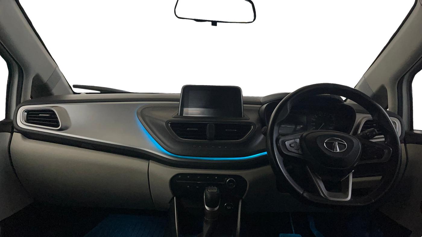 2023 Tata ALTROZ XZA PLUS, Petrol, Automatic, 82,235 km, Dashboard