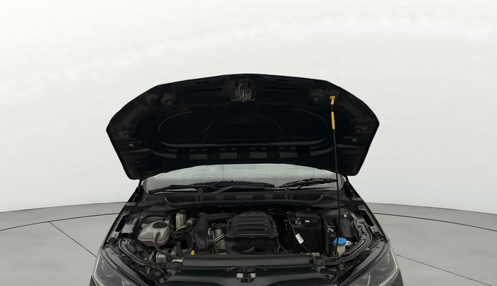 2022 Skoda SLAVIA STYLE 1.0L TSI MT, Petrol, Manual, 63,975 km, Open Bonet