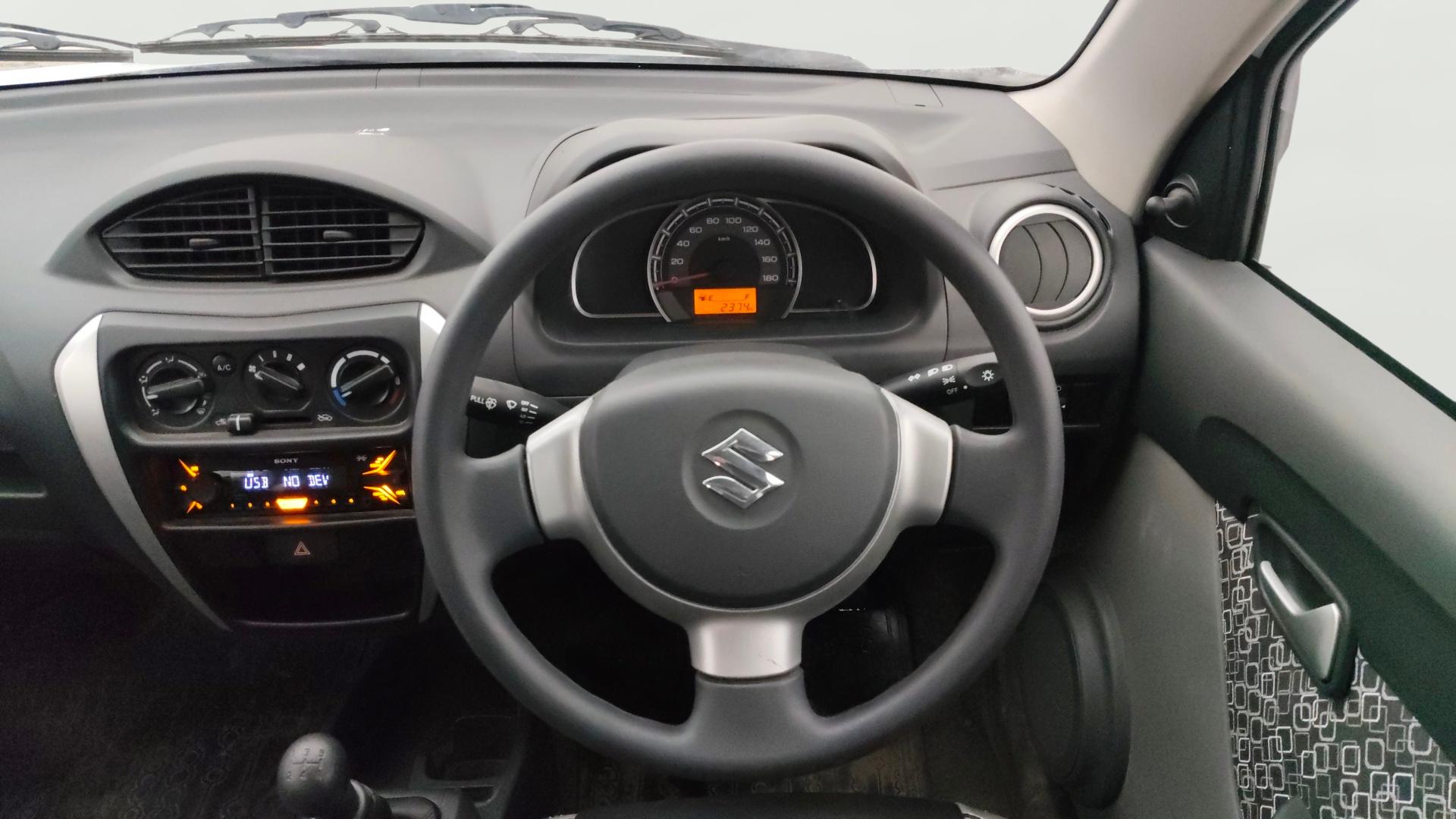 camera-Steering-Wheel-Close-Up