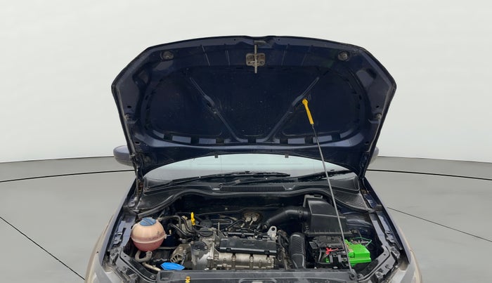 2014 Volkswagen Polo TRENDLINE 1.2L PETROL, Petrol, Manual, 57,320 km, Open Bonet