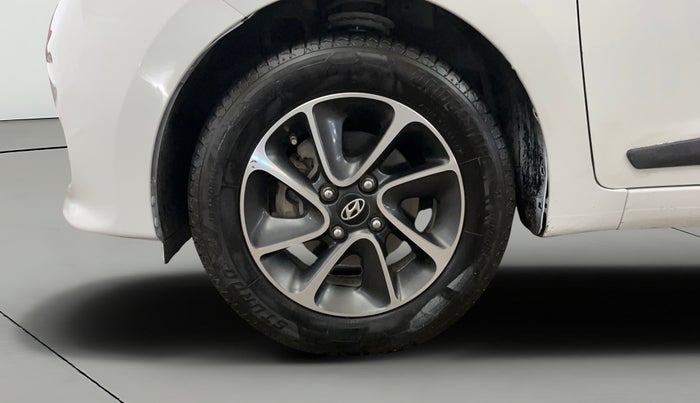 2017 Hyundai Grand i10 SPORTZ (O) AT 1.2 KAPPA VTVT, Petrol, Automatic, 38,356 km, Left Front Wheel