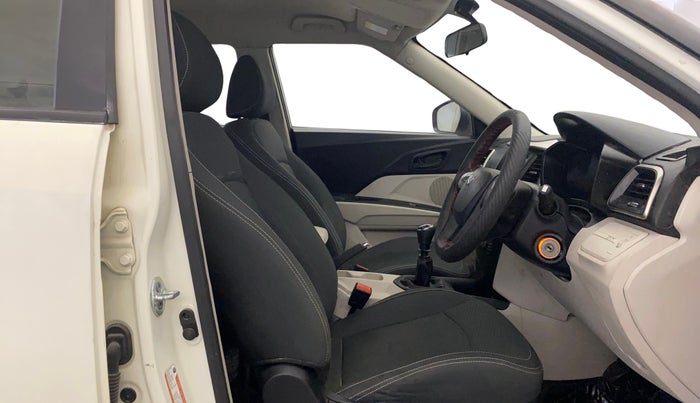 2019 Mahindra XUV300 W6 1.2 PETROL, Petrol, Manual, 41,558 km, Right Side Front Door Cabin