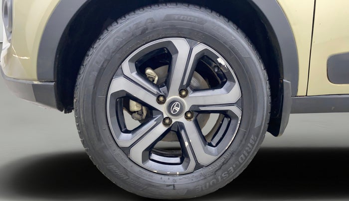 2022 Tata NEXON XZA PLUS (PREMIUM) KAZIRANGA DIESEL, Diesel, Automatic, 33,130 km, Left Front Wheel