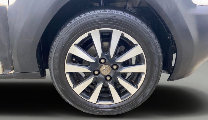 2014 Toyota Etios CROSS 1.4 VD, Diesel, Manual, 1,27,222 km, Right Front Wheel