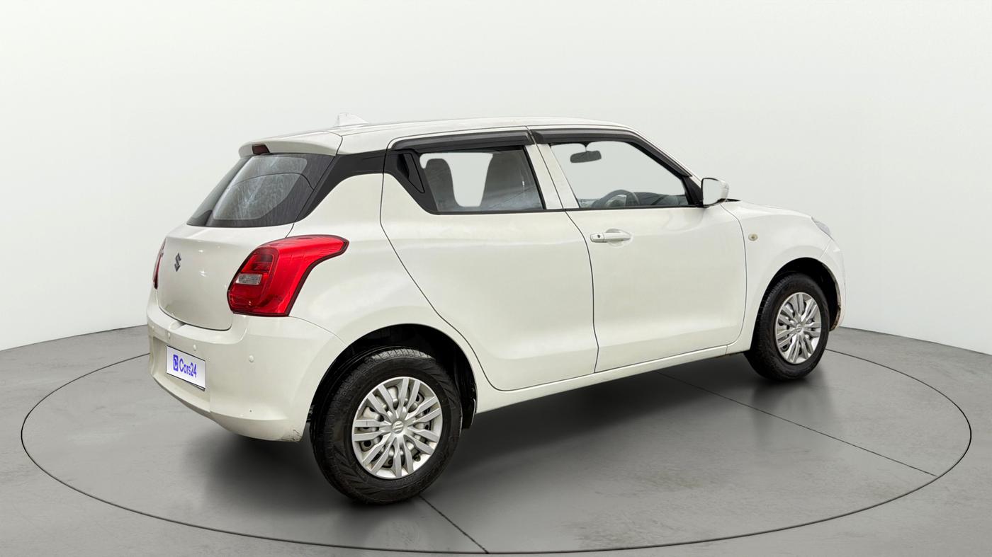 2022 Maruti Swift LXI, Petrol, Manual, 26,708 km, Right Back Diagonal
