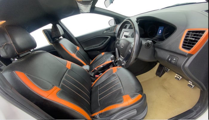 2015 Hyundai i20 Active 1.2 SX, Petrol, Manual, 43,073 km, Right Side Front Door Cabin