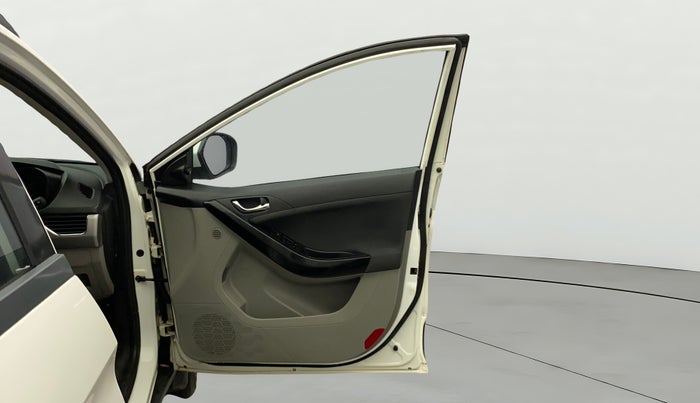 2019 Tata NEXON XZA PLUS PETROL, Petrol, Automatic, 56,555 km, RHS Front Door