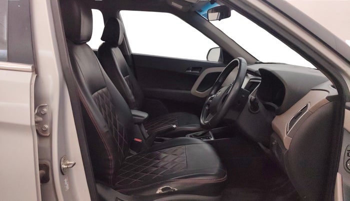 2017 Hyundai Creta SX PLUS AT 1.6 PETROL, Petrol, Automatic, 56,138 km, Right Side Front Door Cabin