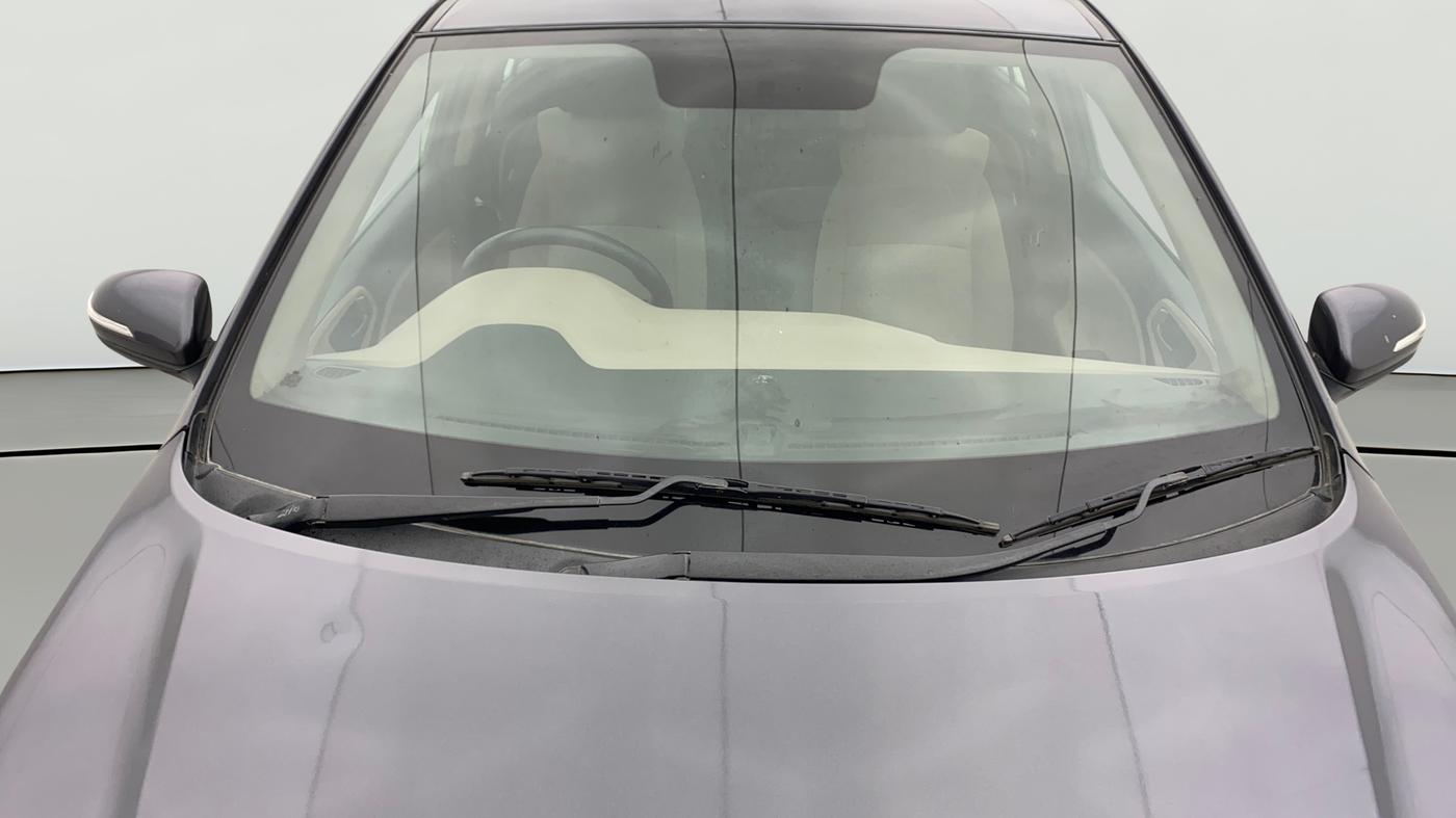 2017 Hyundai Elite i20 ASTA 1.2 (O), Petrol, Manual, 52,641 km, Front Windshield