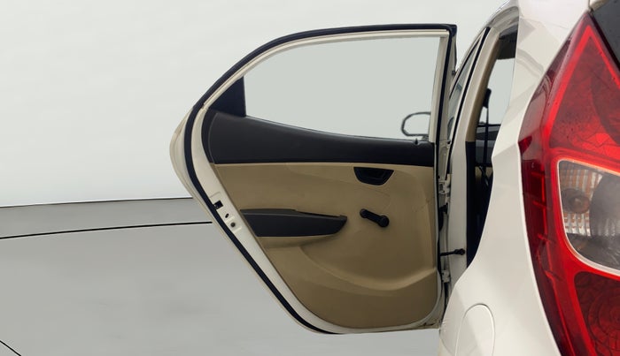 2012 Hyundai Eon MAGNA +, Petrol, Manual, 73,444 km, LHS Rear Door