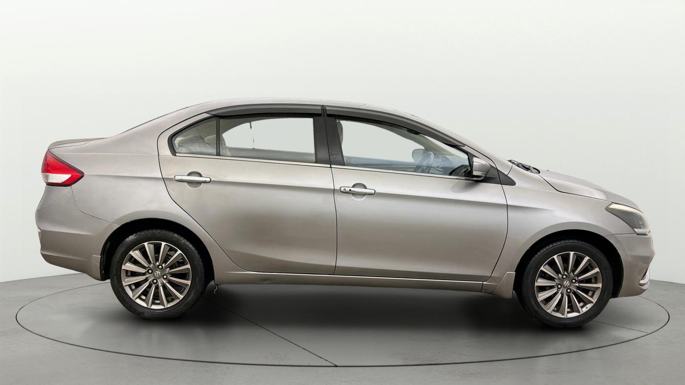 2020 Maruti Ciaz ALPHA 1.5 SHVS PETROL, Petrol, Manual, 81,045 km, Right Side View