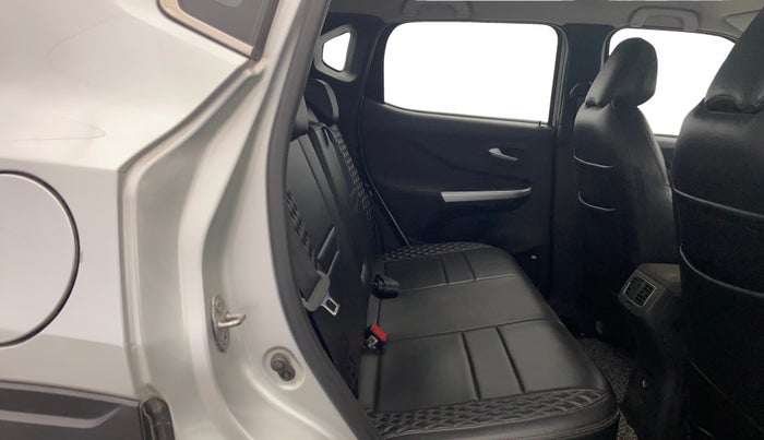 2020 Nissan MAGNITE XV PREMIUM TURBO, Petrol, Manual, 35,541 km, Right Side Rear Door Cabin