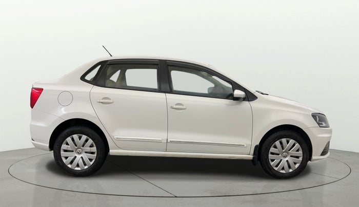 2016 Volkswagen Ameo COMFORTLINE 1.2L, Petrol, Manual, 54,163 km, Right Side View