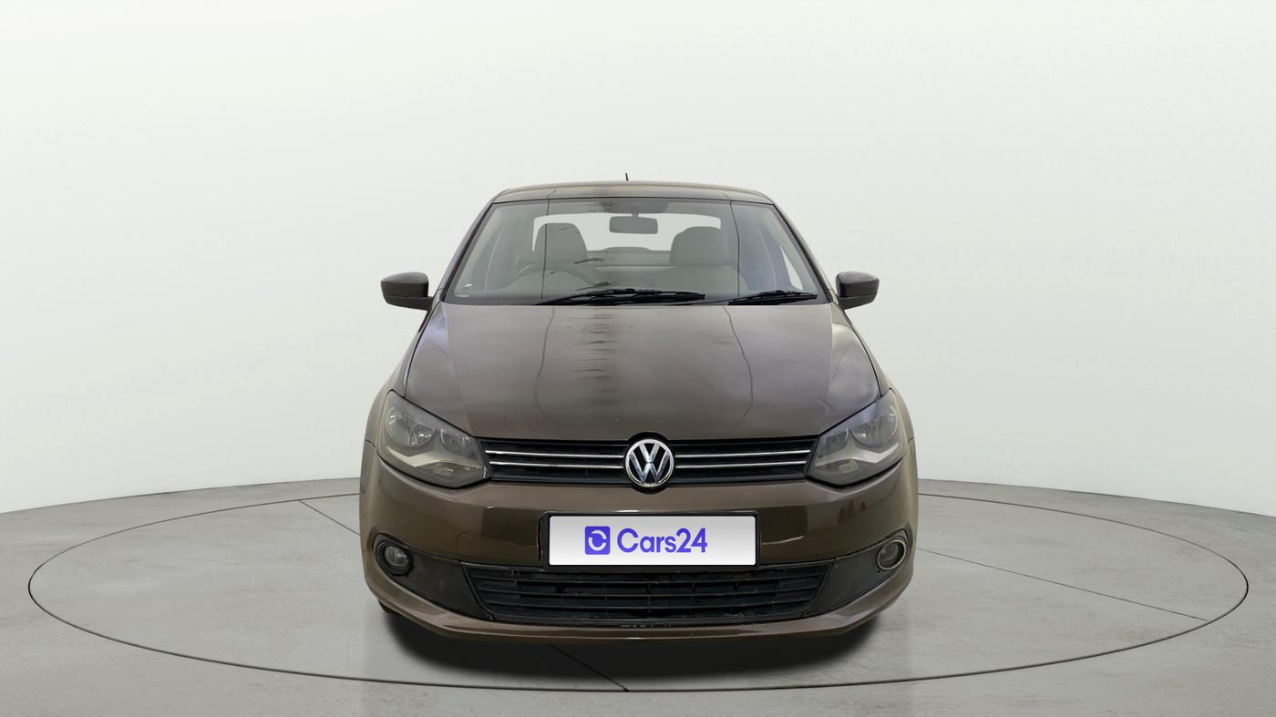 2015 Volkswagen Vento COMFORTLINE 1.6, Petrol, Manual, 1,08,866 km, Front