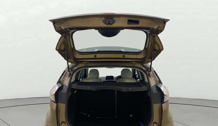 2022 Tata NEXON XZA PLUS (PREMIUM) DIESEL JET, Diesel, Automatic, 71,970 km, Boot Door Open