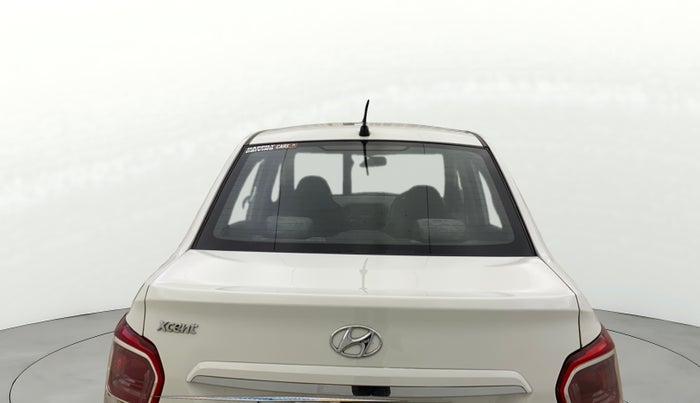 2014 Hyundai Xcent S 1.2, Petrol, Manual, 1,33,901 km, Rear Windshield