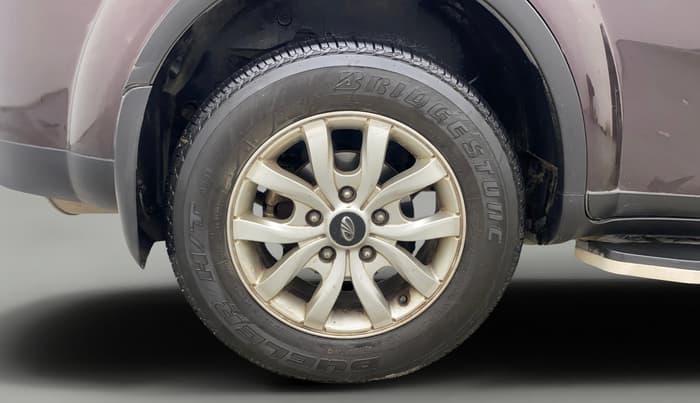2016 Mahindra XUV500 W10 AWD AT, Diesel, Automatic, 91,250 km, Right Rear Wheel