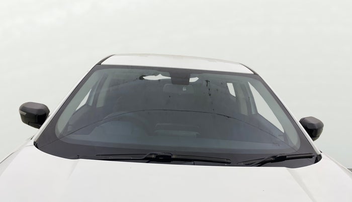 2023 Tata Harrier XE 2.0L KRYOTEC, Diesel, Manual, 1,04,313 km, Front Windshield