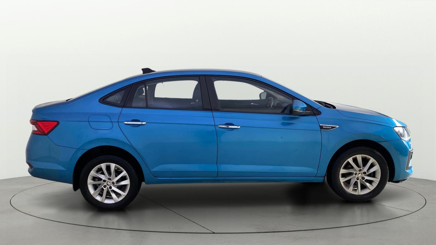 2023 Skoda SLAVIA AMBITION 1.0L TSI AT, Petrol, Automatic, 41,121 km, Right Side View