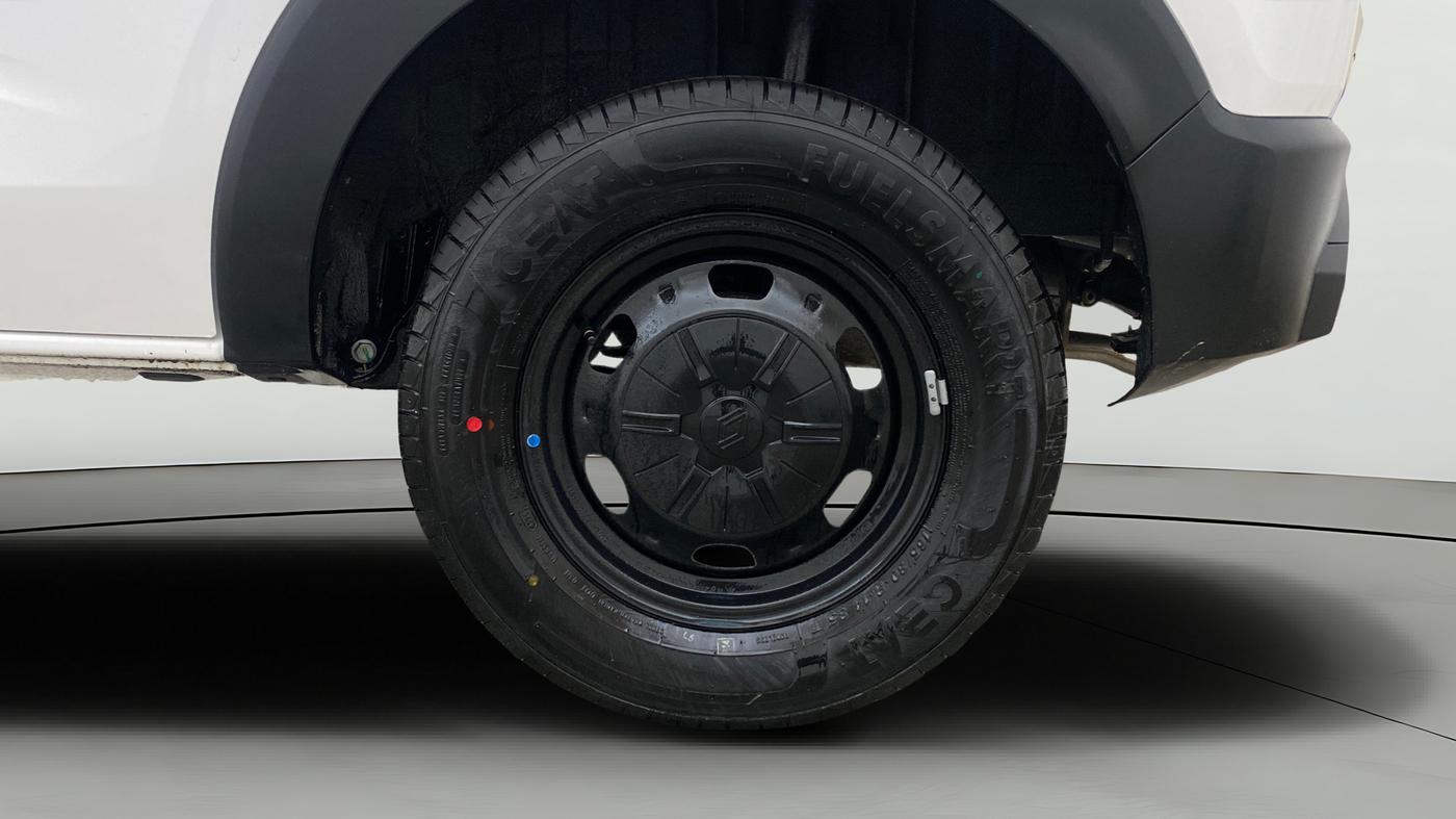 2025 Renault TRIBER Evolution, Petrol, Manual, 50 km, Left Rear Wheel