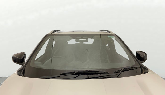 2024 Nissan MAGNITE XL, Petrol, Manual, 10,101 km, Front Windshield