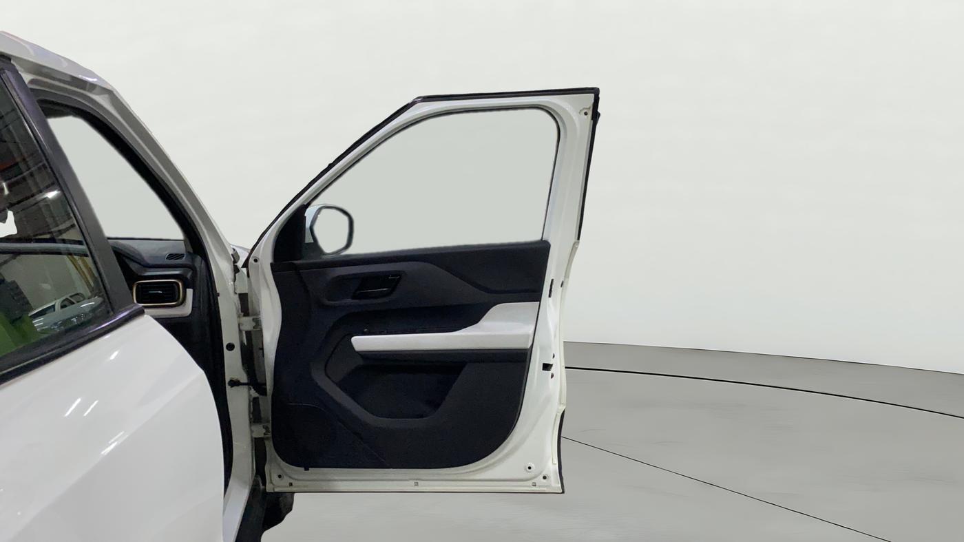 2022 Tata PUNCH ACCOMPLISHED AMT, Petrol, Automatic, 13,104 km, RHS Front Door