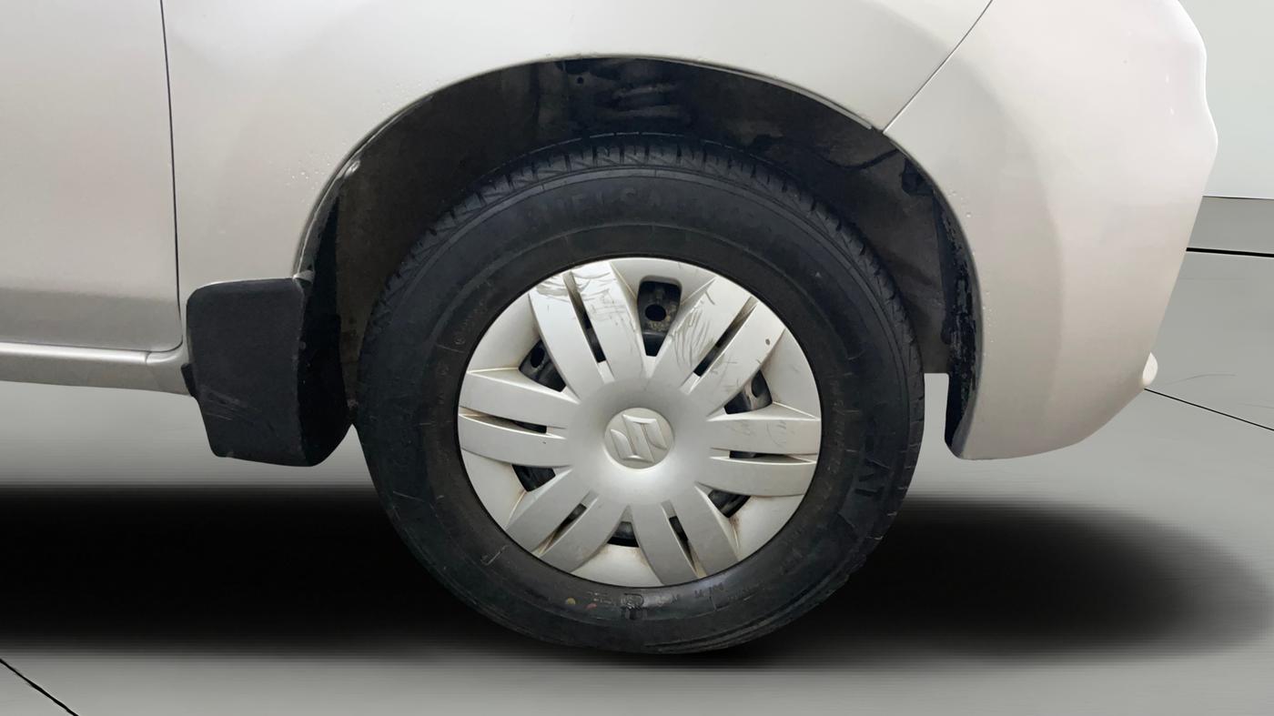 2022 Maruti Alto LXI O, Petrol, Manual, 39,557 km, Right Front Wheel
