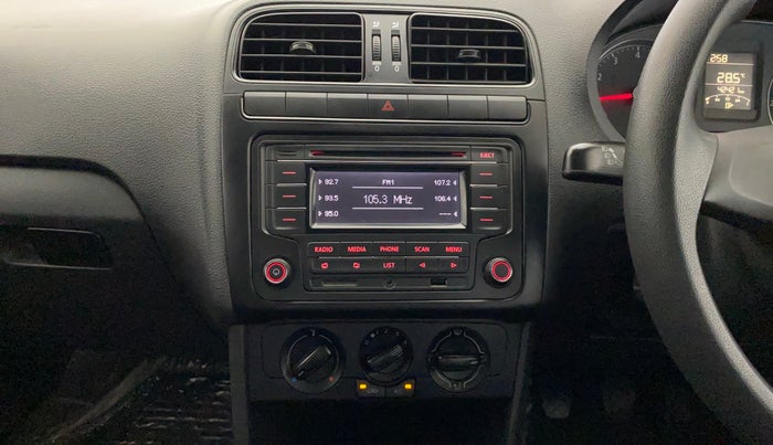 2019 Volkswagen Ameo TRENDLINE 1.0L, Petrol, Manual, 42,470 km, Air Conditioner